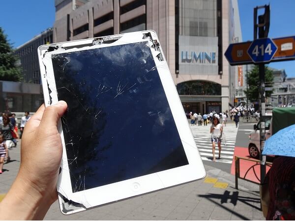 画面が割れたiPadを即対応の修理店で直してきた!!